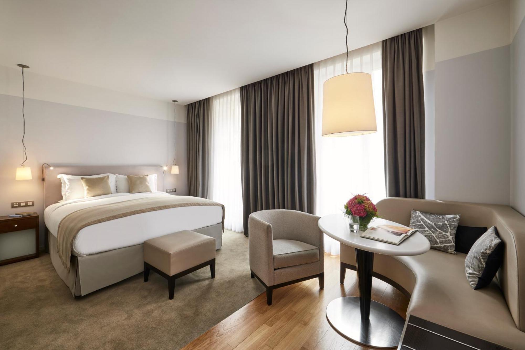 Готель Sofitel Paris Arc De Triomphe Екстер'єр фото